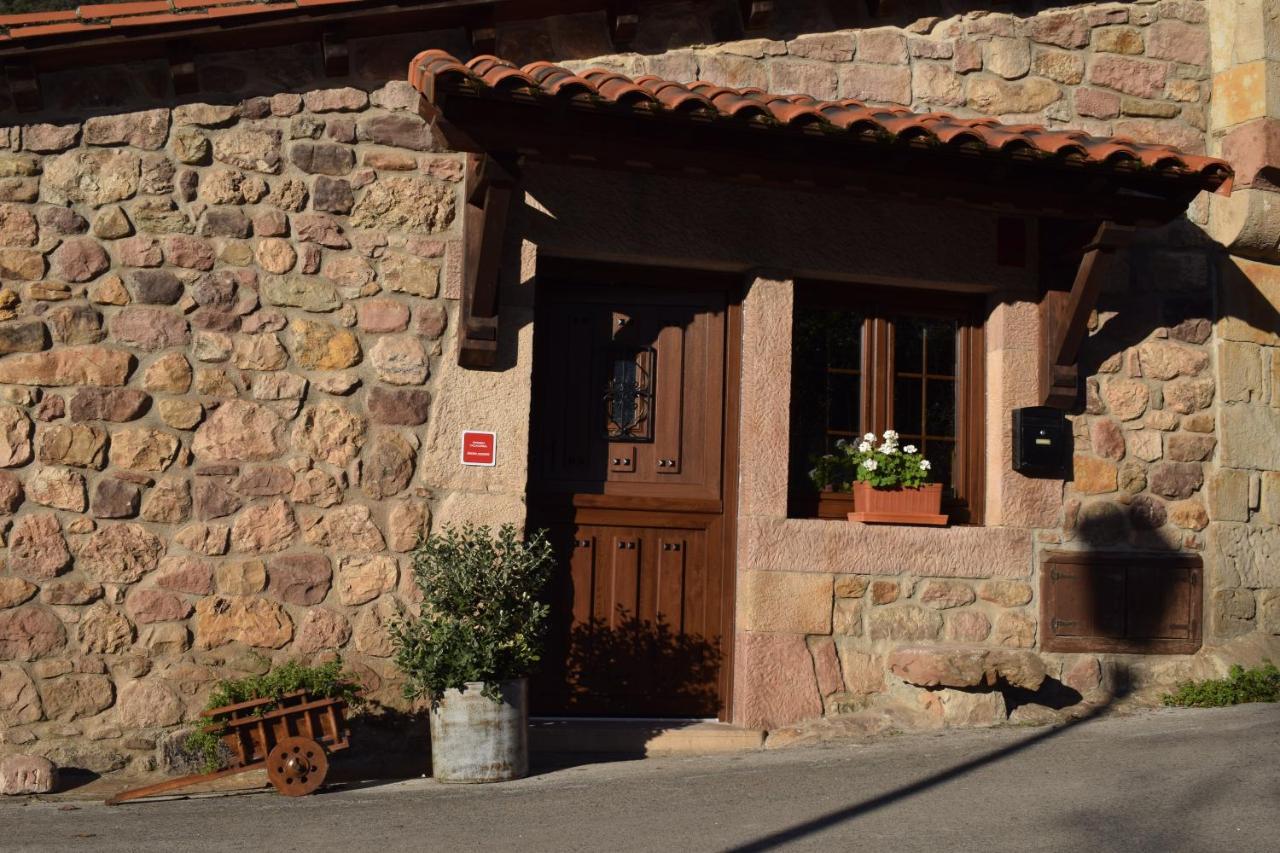 La Casita Del Treceno Cerca De Comillas Villa Exterior photo