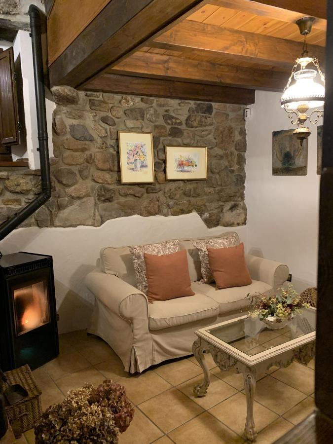 La Casita Del Treceno Cerca De Comillas Villa Exterior photo